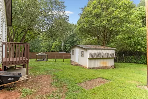 Exterior - 404 Davis Rd, Liberty, SC 29657 photo 13 of 15
