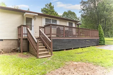 Exterior - 404 Davis Rd, Liberty, SC 29657 photo 7 of 15