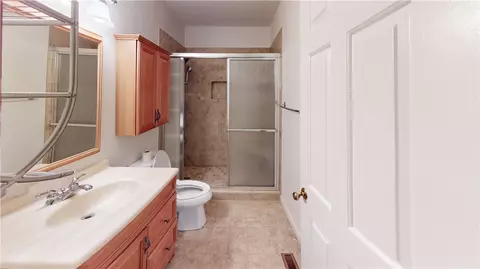 Bath - 118 Century Ct, Pendleton, SC 29670 photo 1 of 3