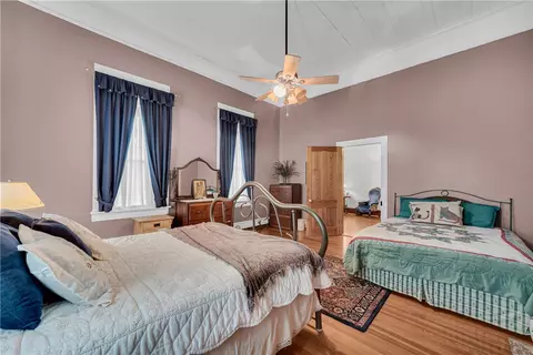 Bedroom - 100 E Wesley St, Walhalla, SC 29691 photo 7 of 10