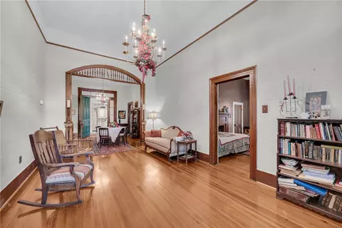 Entry Way - 100 E Wesley St, Walhalla, SC 29691 photo 2 of 4