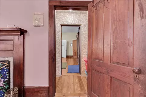 Entry Way - 100 E Wesley St, Walhalla, SC 29691 photo 4 of 4