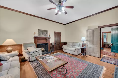 Living - 100 E Wesley St, Walhalla, SC 29691 photo 3 of 3