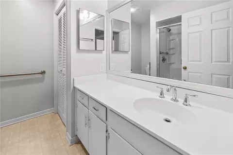 Bath - 312 Downs Blvd, Clemson, SC 29631 photo 1 of 3