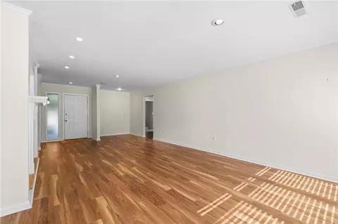 Living - 312 Downs Blvd, Clemson, SC 29631 photo 6 of 6