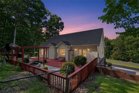 Exterior - 1052 Madden Bridge Rd, Central, SC 29630 photo 8 of 8