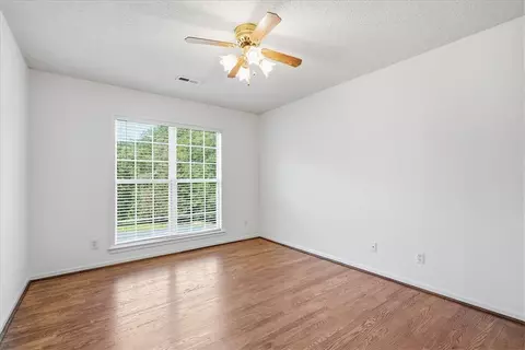 Bedroom - 1052 Madden Bridge Rd, Central, SC 29630 photo 7 of 7