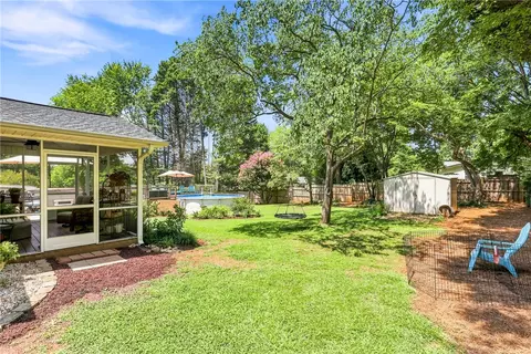 Exterior - 204 Sylvia Rd, Easley, SC 29642 photo 7 of 9