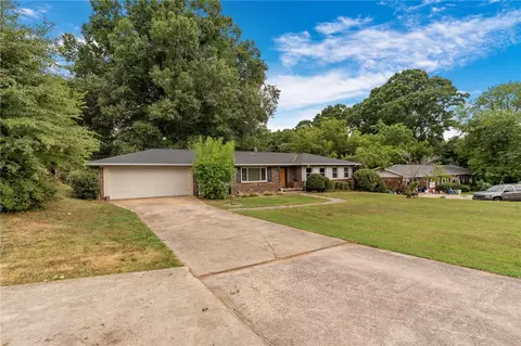 Exterior - 2807 Bellview Rd, Anderson, SC 29621 photo 3 of 10