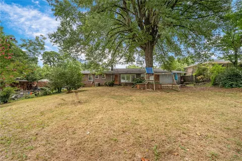 Exterior - 2807 Bellview Rd, Anderson, SC 29621 photo 8 of 10