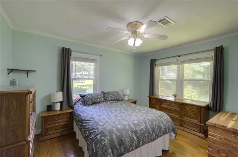 Bedroom - 303 Mill St, Williamston, SC 29697 photo 4 of 7