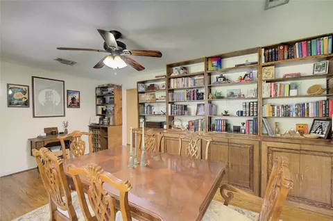 Dining - 303 Mill St, Williamston, SC 29697 photo 4 of 5
