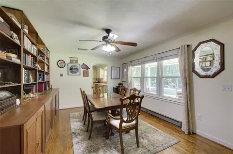 Dining - 303 Mill St, Williamston, SC 29697 photo 1 of 5
