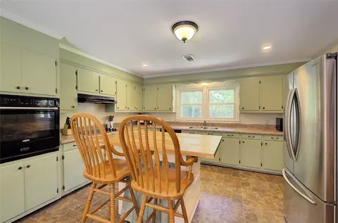 Kitchen - 303 Mill St, Williamston, SC 29697 photo 1 of 6