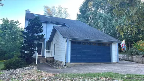 109 Lake Ridge Cir, Walhalla, SC 29691