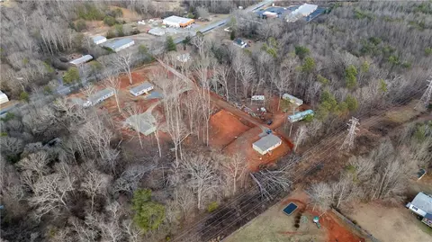 View/Area - 205 Hidden Trl, Easley, SC 29640 photo 2 of 10
