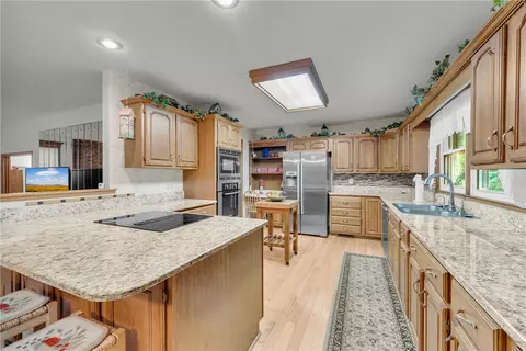 Kitchen - 103 Colleton Ct, Clemson, SC 29631 photo 2 of 5