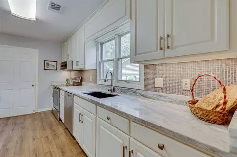 Kitchen - 308 Downs Blvd, Clemson, SC 29631 photo 3 of 6