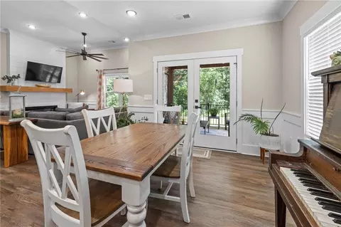 Dining - 322 Thompson St, Pendleton, SC 29670 photo 2 of 2