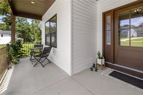 Exterior - 322 Thompson St, Pendleton, SC 29670 photo 2 of 5