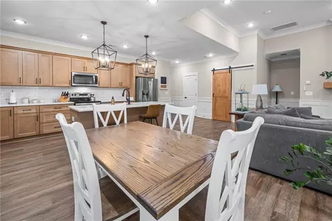 Dining - 322 Thompson St, Pendleton, SC 29670 photo 1 of 2