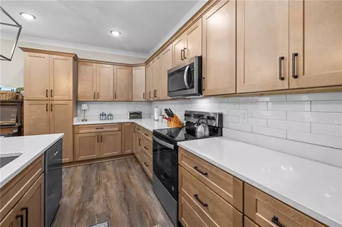 Kitchen - 322 Thompson St, Pendleton, SC 29670 photo 3 of 6