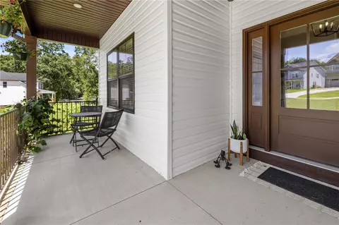 Exterior - 322 Thompson St, Pendleton, SC 29670 photo 2 of 5