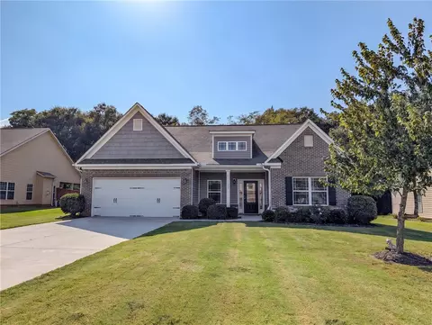 1035 Drakes Xing, Anderson, SC 29625