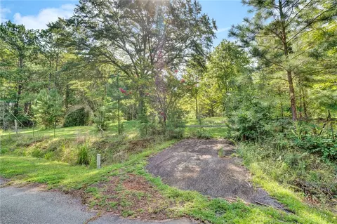 1506 Park Ridge Dr, Seneca, SC 29672