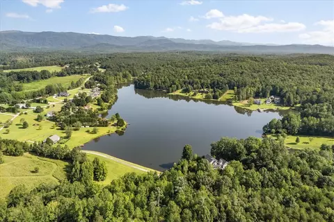 Tract Q The Bear Boulevard, Tamassee, SC 29686