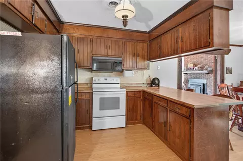 Kitchen - 1719 Old Central Rd, Central, SC 29630 photo 1 of 5