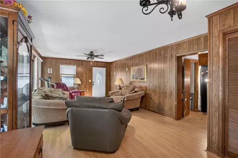 Living - 1719 Old Central Rd, Central, SC 29630 photo 4 of 6