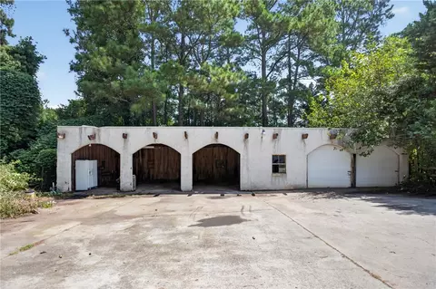 Exterior - 1719 Old Central Rd, Central, SC 29630 photo 12 of 13