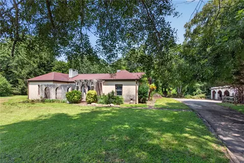 Exterior - 1719 Old Central Rd, Central, SC 29630 photo 2 of 13