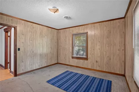 Bedroom - 1719 Old Central Rd, Central, SC 29630 photo 3 of 8
