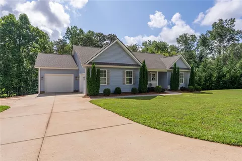 Exterior - 130 Red River Rd, Easley, SC 29640 photo 5 of 17