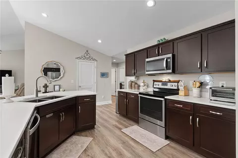 Kitchen - 130 Red River Rd, Easley, SC 29640 photo 3 of 6