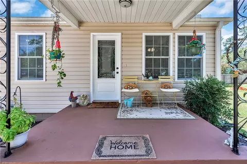 Exterior - 1002 Overbrook Dr, Seneca, SC 29678 photo 2 of 4