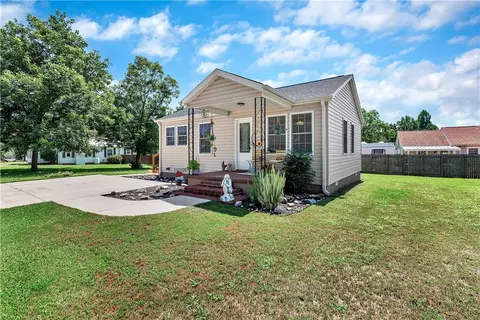 Other - 1002 Overbrook Dr, Seneca, SC 29678 photo 1 of 6