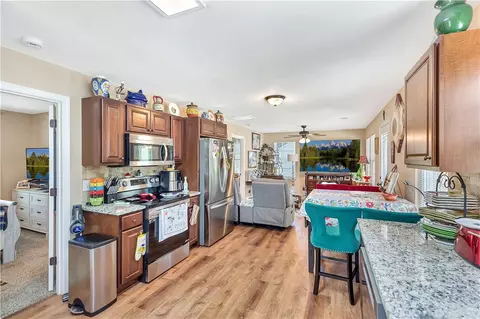 Kitchen - 1002 Overbrook Dr, Seneca, SC 29678 photo 1 of 2