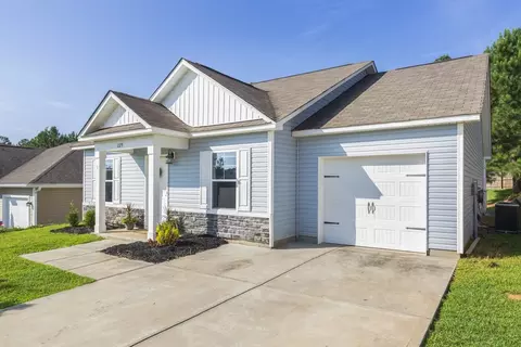 Exterior - 229 Maple Grove Rd, Seneca, SC 29678 photo 4 of 10