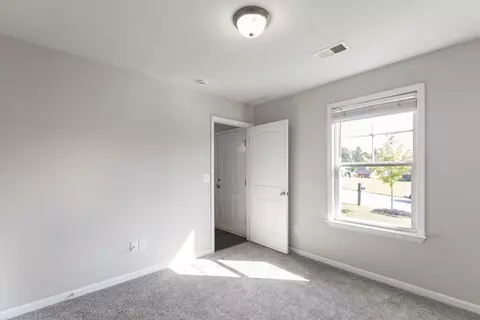 Bedroom - 229 Maple Grove Rd, Seneca, SC 29678 photo 5 of 6