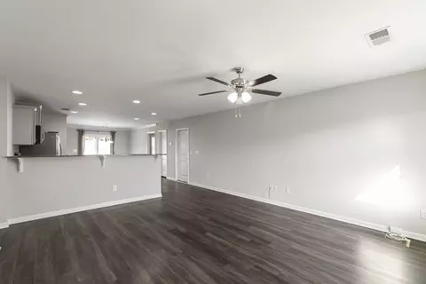 Living - 229 Maple Grove Rd, Seneca, SC 29678 photo 4 of 5