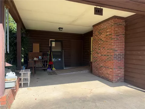 Exterior - 407 Seawright Dr, Pendleton, SC 29670 photo 8 of 10