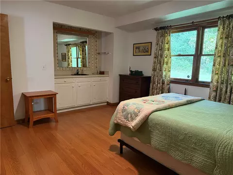 Bedroom - 407 Seawright Dr, Pendleton, SC 29670 photo 2 of 7