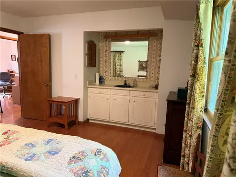 Bedroom - 407 Seawright Dr, Pendleton, SC 29670 photo 4 of 7