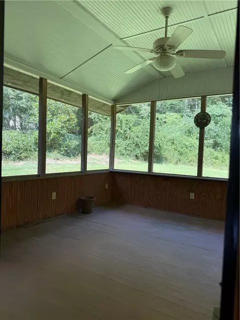 Exterior - 407 Seawright Dr, Pendleton, SC 29670 photo 9 of 10