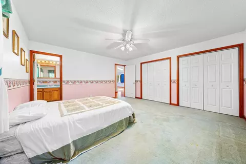Bedroom - 359 Capps Rd, Walhalla, SC 29691 photo 1 of 3