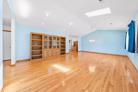 Living - 359 Capps Rd, Walhalla, SC 29691 photo 1 of 3