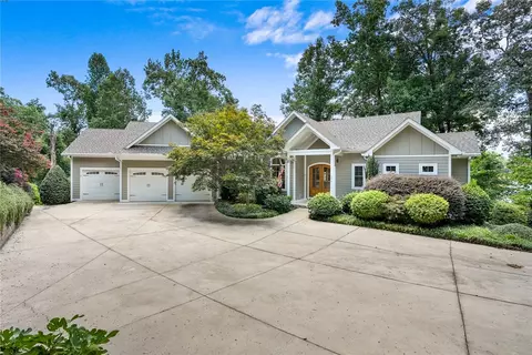 316 Bay Hill Dr, West Union, SC 29696